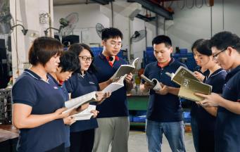 銘洋宇通精密注塑模具廠針對讀書一事的感受分享！